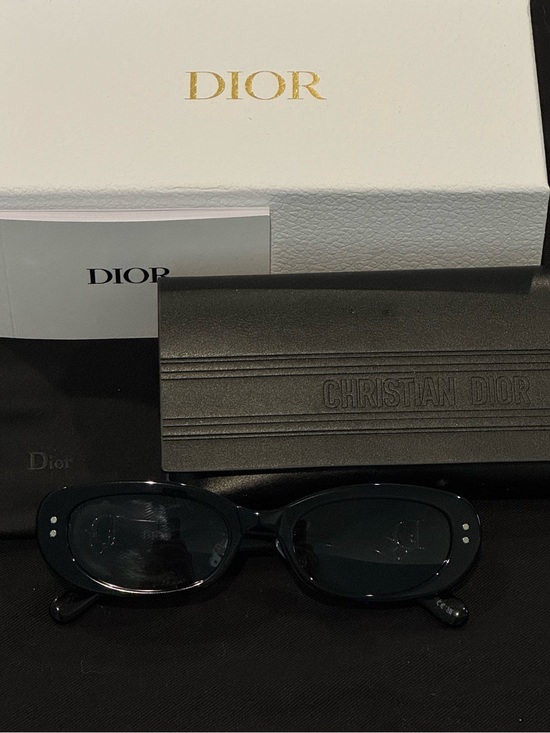 Dior Accessories - Dior Black Oblique Oval Sunglasses